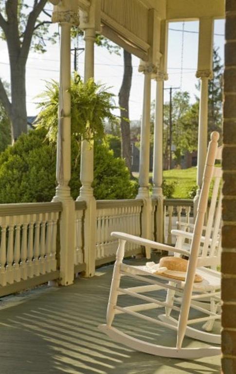 The Carriage House Inn B&B Lynchburg Εξωτερικό φωτογραφία
