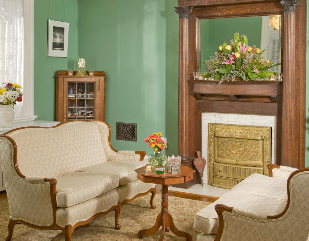 The Carriage House Inn B&B Lynchburg Εξωτερικό φωτογραφία