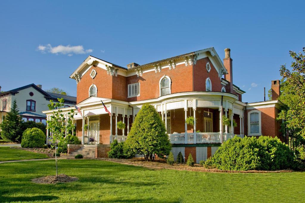 The Carriage House Inn B&B Lynchburg Εξωτερικό φωτογραφία